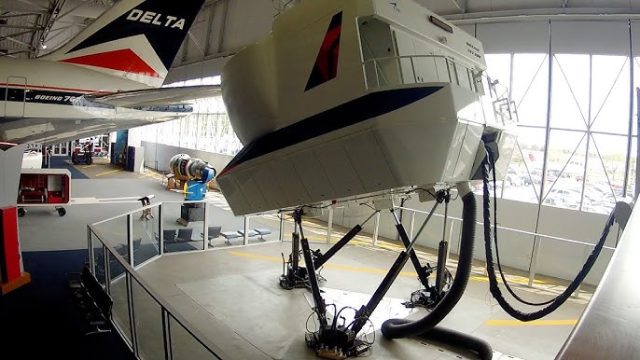 Delta Flight Museum 737 – 6