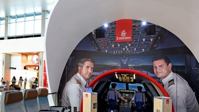 Emirates A380 Dubai-2