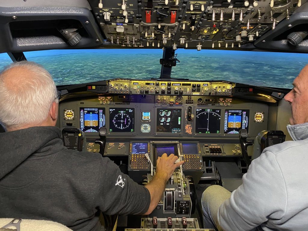 737 Flight Deck Experience Brighton-1