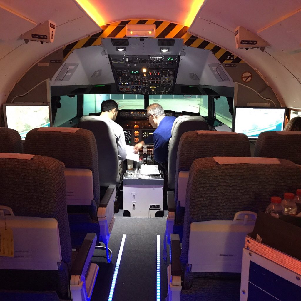 Aeroteca Simuteca Barcelona Boeing 737, Mooney M20 & VR Flight Simulators-9