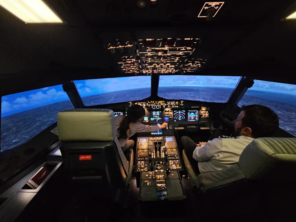 AirPoint Gdańsk: Airbus A320 Flight Simulator in the Old Shipyard District