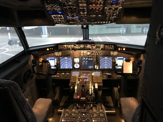 Altitude Flight Simulation Calgary Boeing 737, F-18, F-16 Viper & Spitfire VR Simulators-8