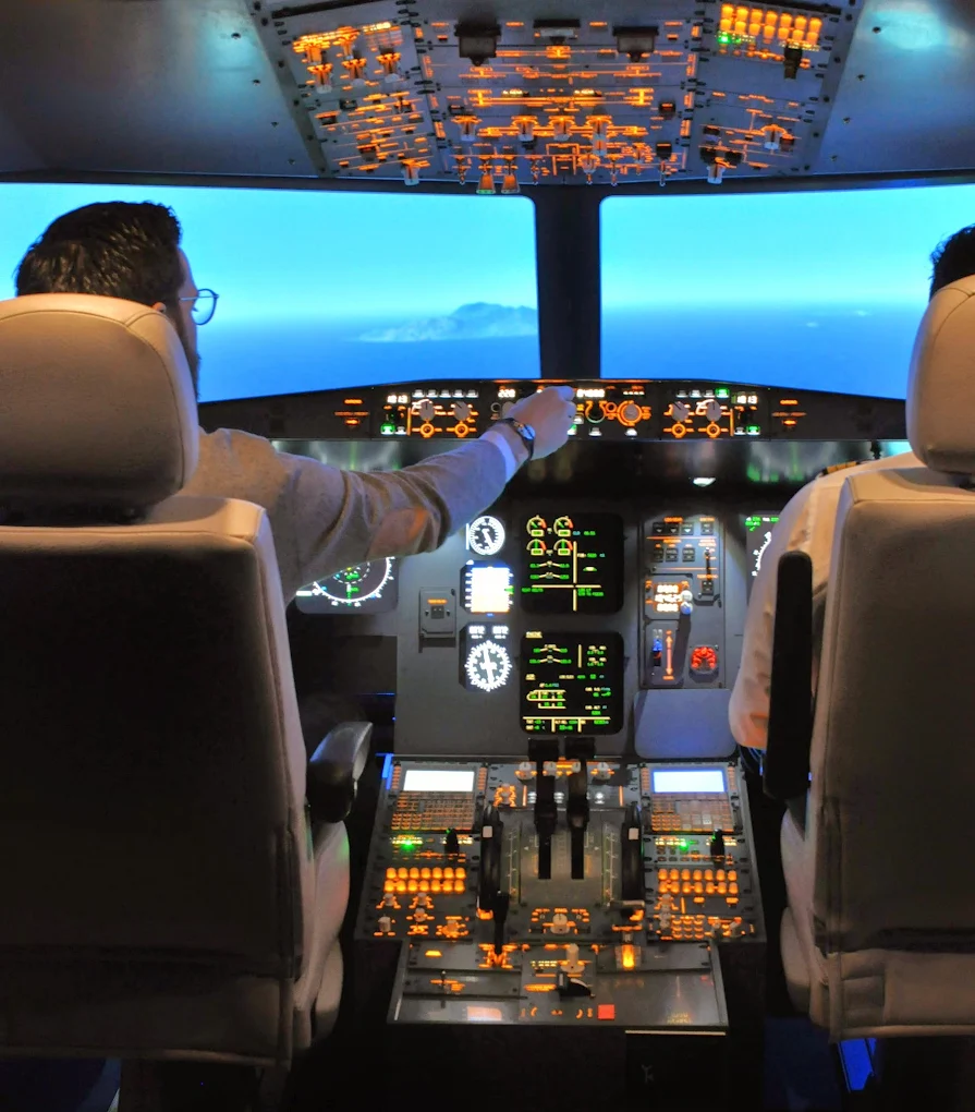 AviaSim Bordeaux Airbus A320 Flight Simulator in the Chartrons District-1