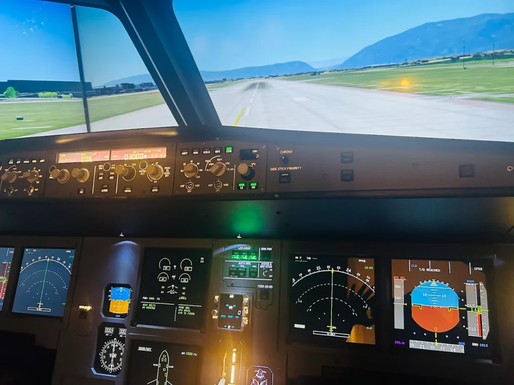 AviaSim Geneva Airbus A320 Flight Simulator near Geneva Airport-5