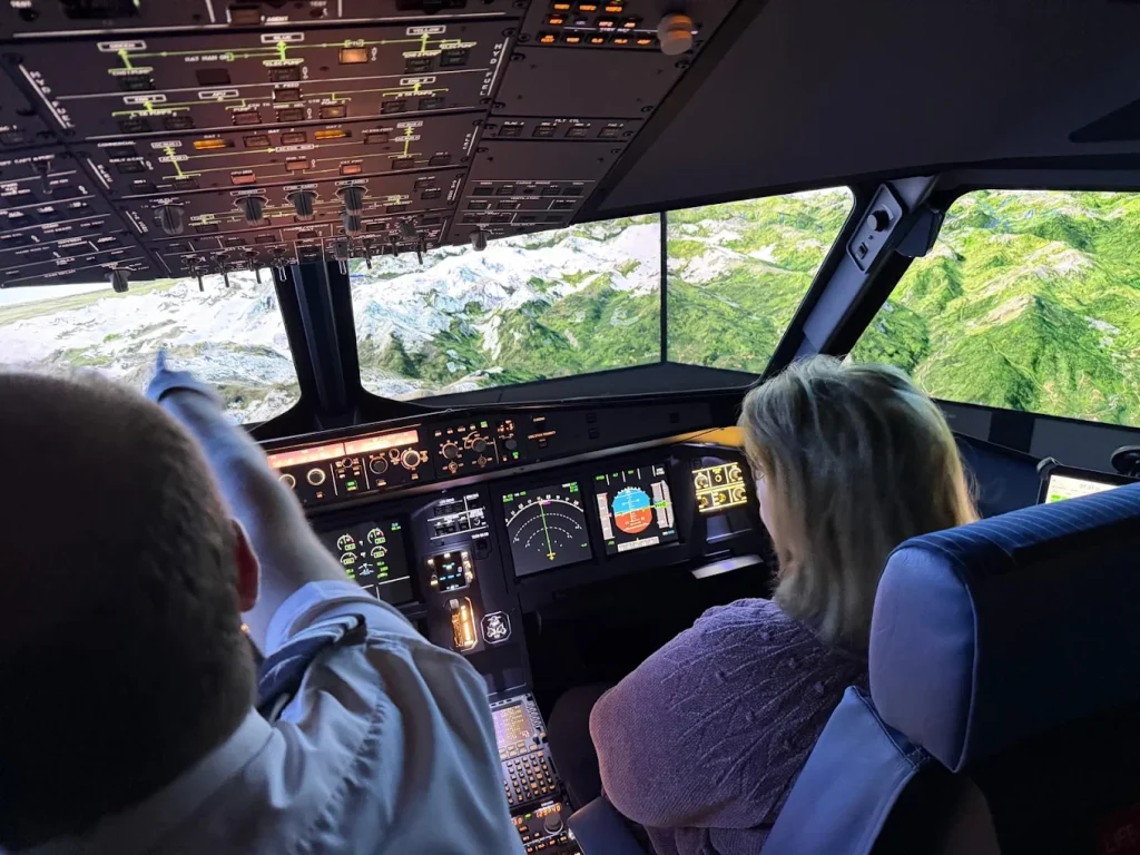 AviaSim Geneva: Airbus A320 Flight Simulator near Geneva Airport