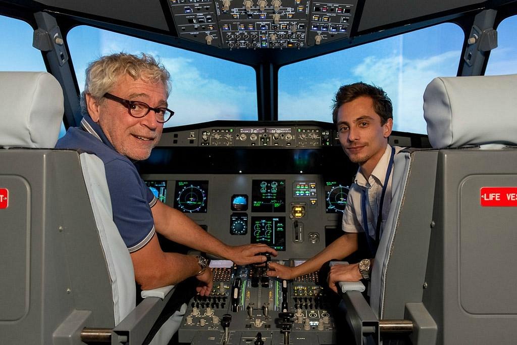 AviaSim Lille Airbus A320 & F-35 Fighter Jet Simulators at Weembi, Lesquin-7