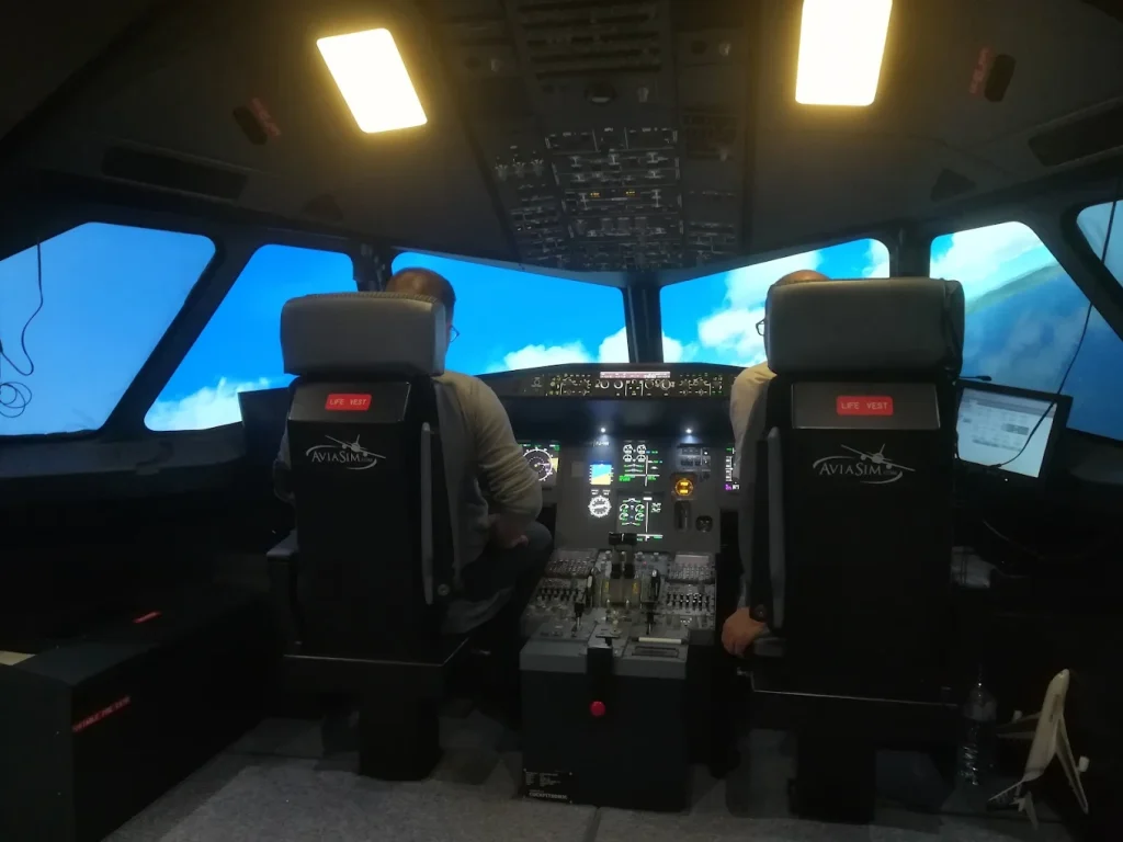 AviaSim Metz Airbus A320 & Bell 206 Helicopter Simulators at ZAC Euromoselle-9
