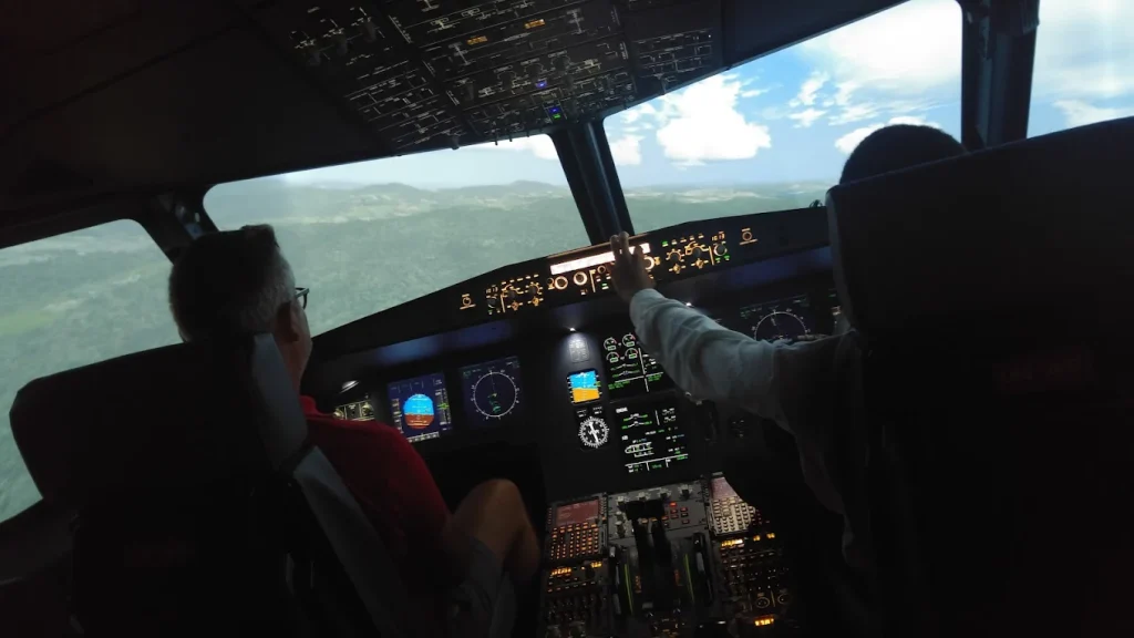 AviaSim Montpellier Airbus A320 Flight Simulator at Novotel Montpellier-3