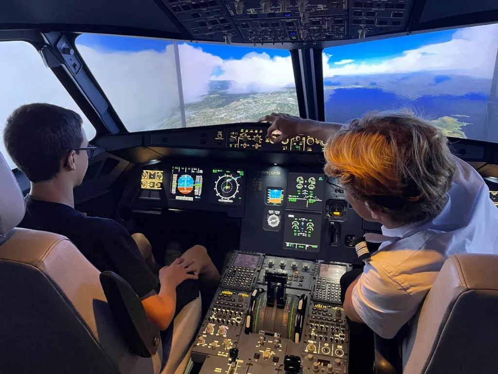 AviaSim Nice: Airbus A320 & F-35 Fighter Jet Simulators on the Promenade des Anglais