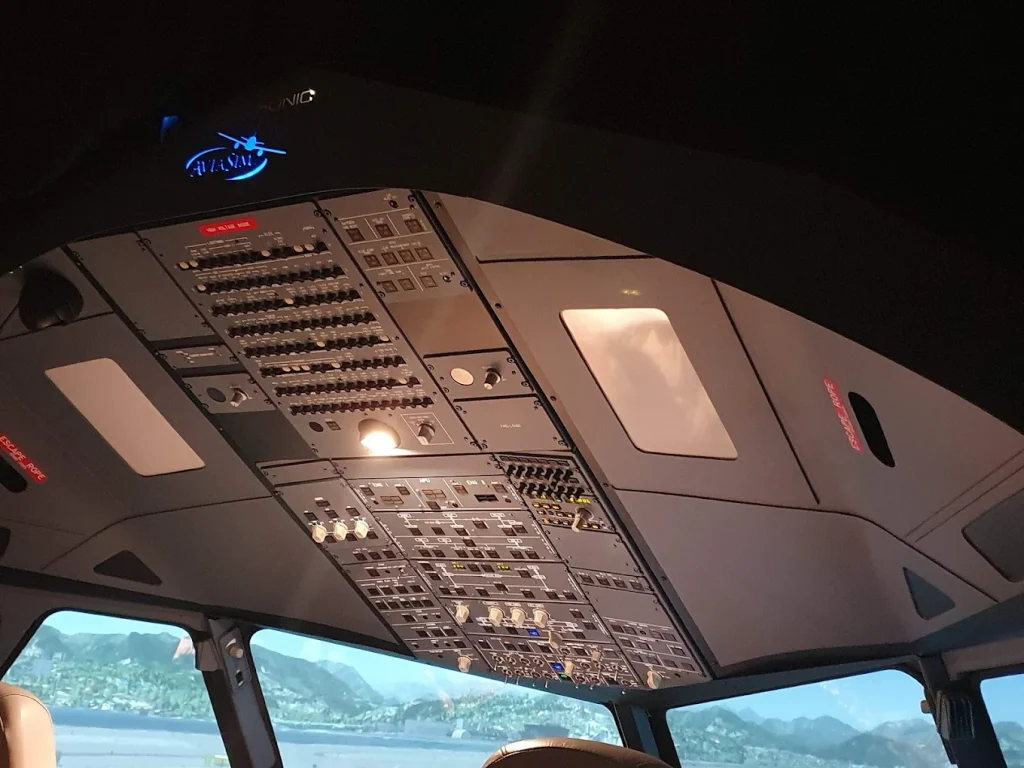 AviaSim Nice Airbus A320 & F-35 Fighter Jet Simulators on the Promenade des Anglais-9