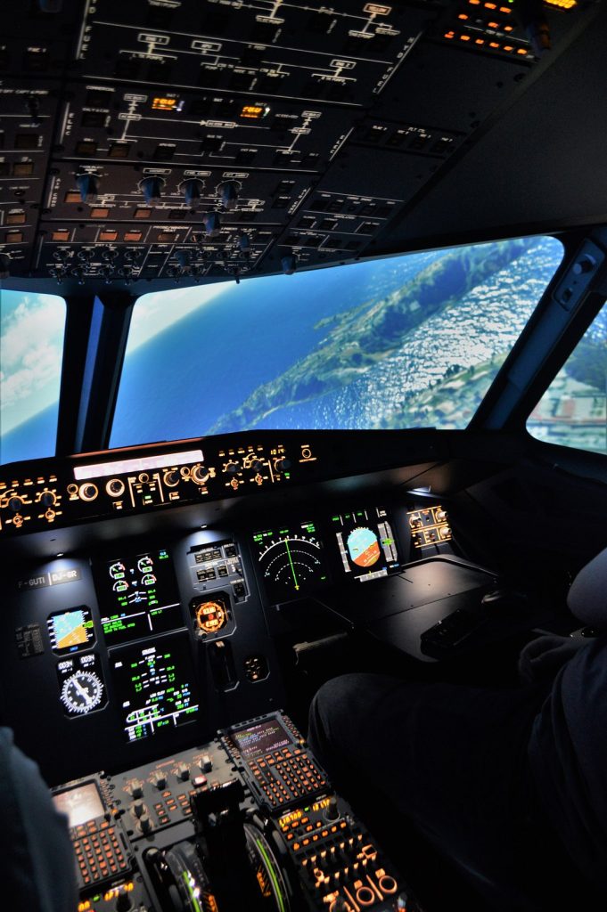 AviaSim Paris Ouest Airbus A320 Flight Simulator at Mercure Porte de Versailles, Vanves-4