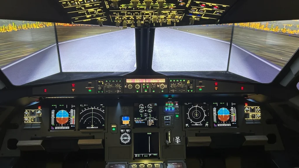 AviaSim Paris Roissy CDG Airbus A320 Flight Simulator at Charles de Gaulle Airport-5