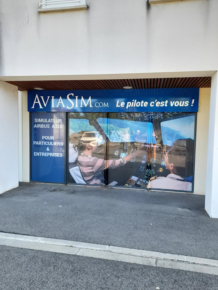 AviaSim Pau Airbus A320 Flight Simulator at the Birthplace of European Aviation-4