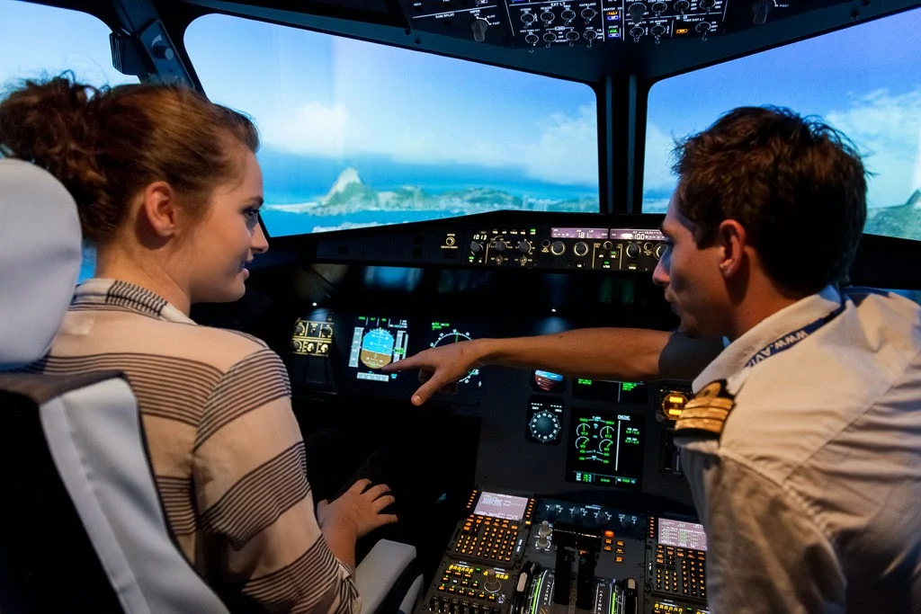 AviaSim Toulouse A320, Boeing 737, F-35 & Mirage 2000 — France’s Largest Flight Simulator Centre-1