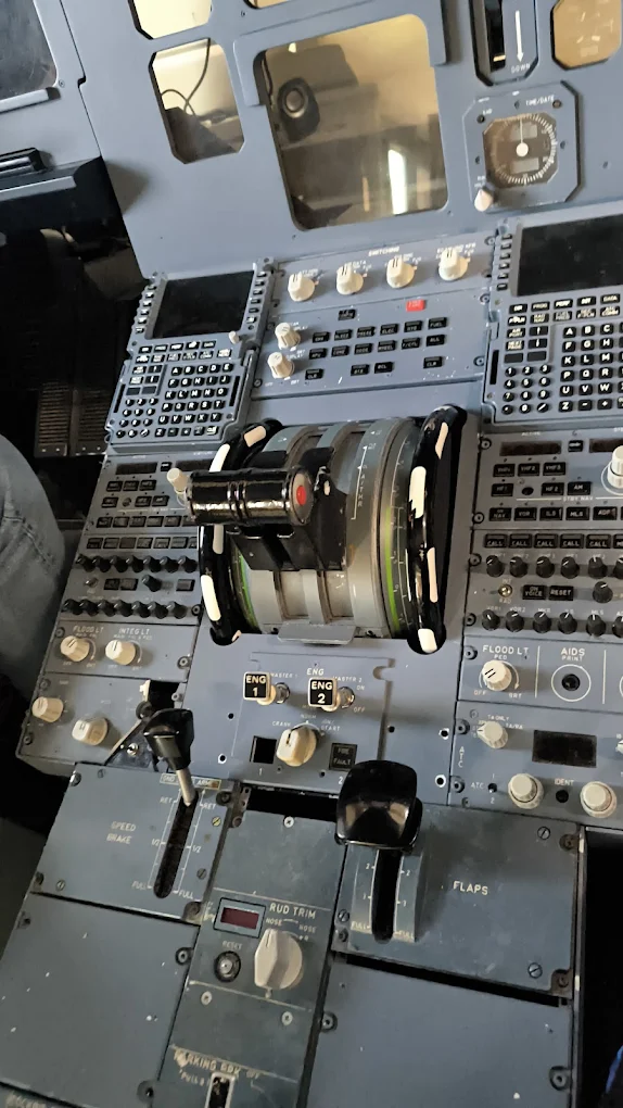 AviaSim Toulouse A320, Boeing 737, F-35 & Mirage 2000 — France’s Largest Flight Simulator Centre-8