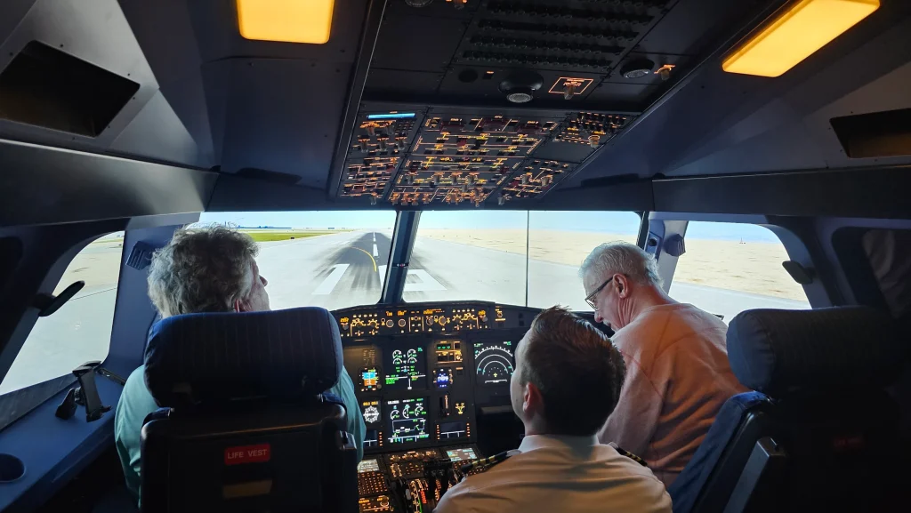 Aviasim Denver A320-8
