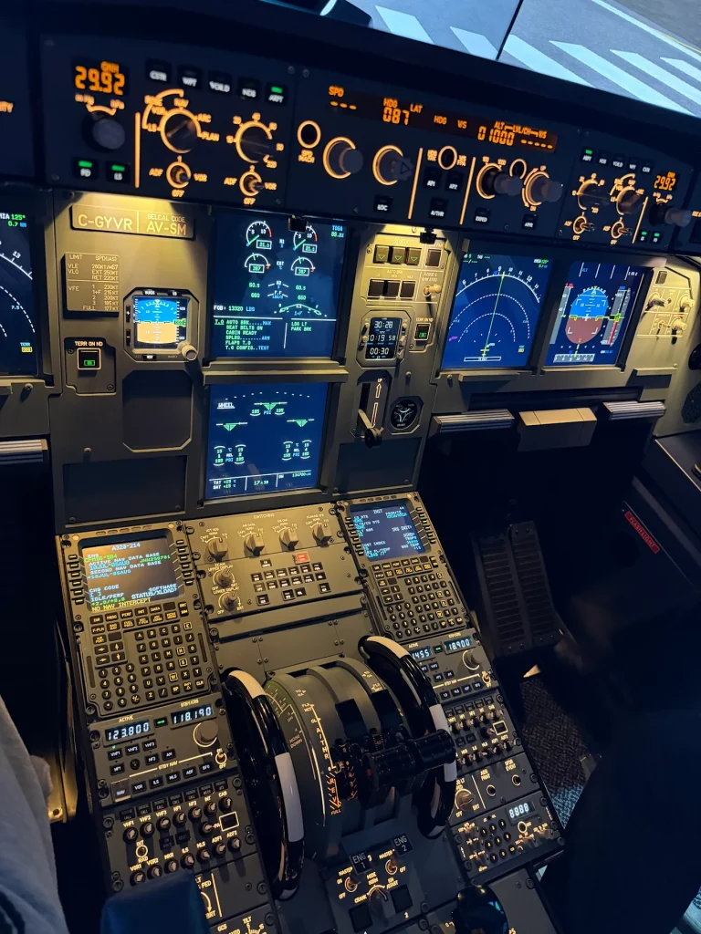 Aviasim Fort Lauderdale A320-7