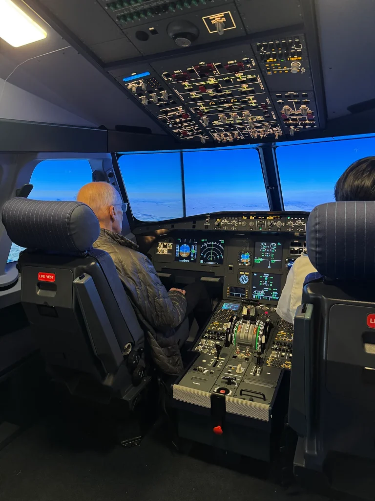 Aviasim Phoenix A320-5