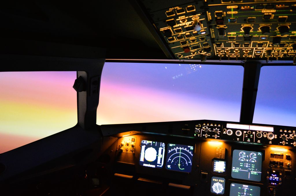 HeronFly Seville: Airbus A320 Flight Simulator Experience in Nervión