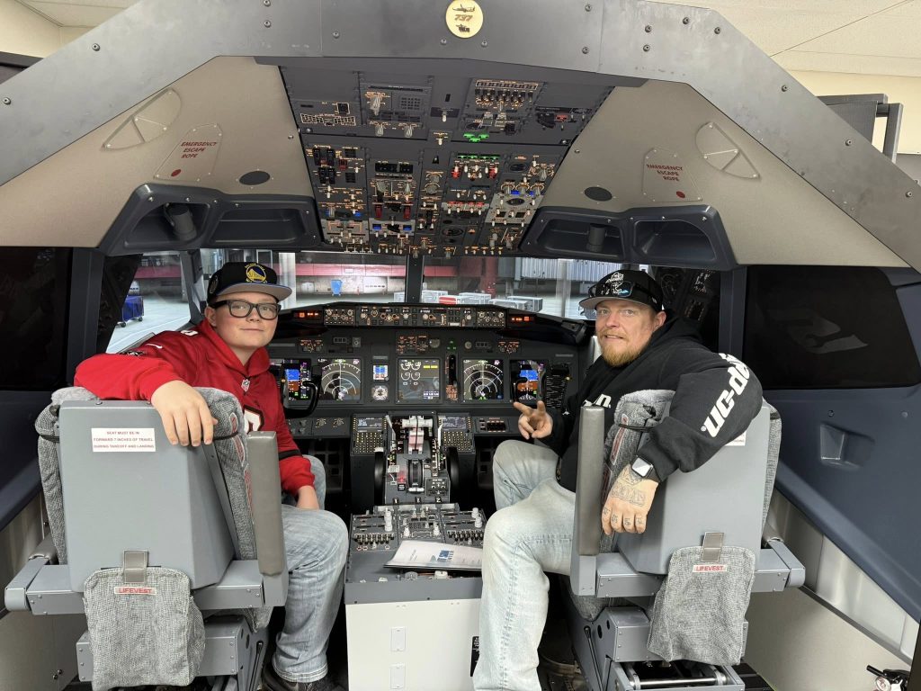 Flight SimCenter Medina Boeing 737, Cessna 172 & FA-18 VR Simulators — Ohio’s Only Enclosed B737-3