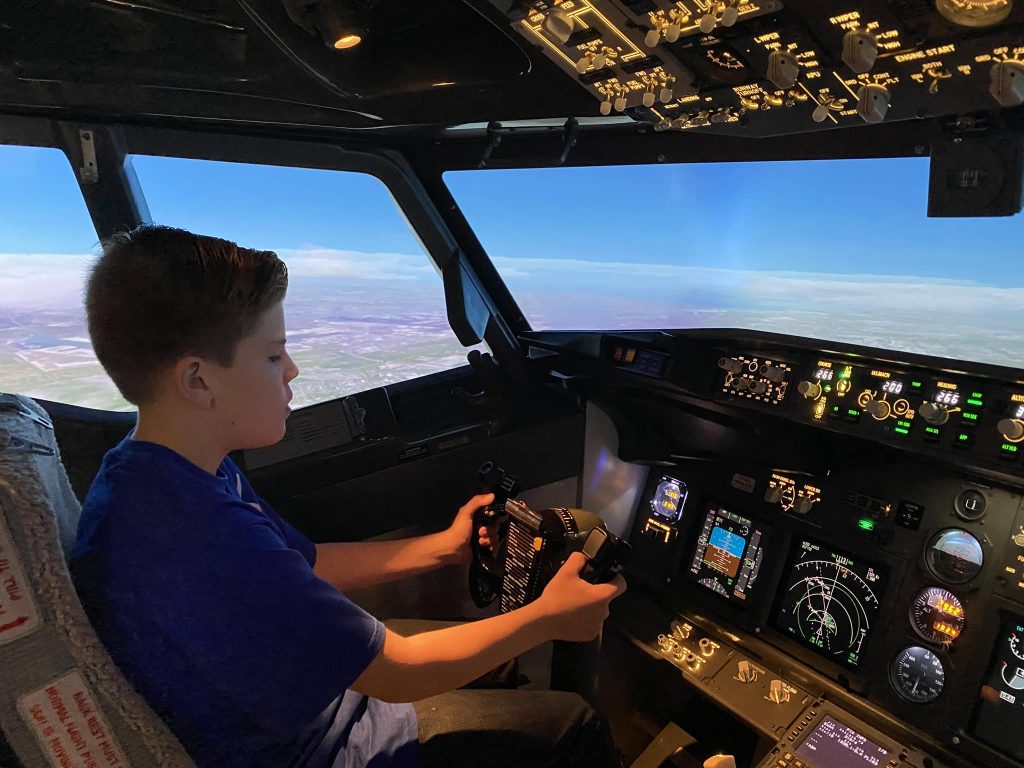 Flight Studio B737 Essex-1