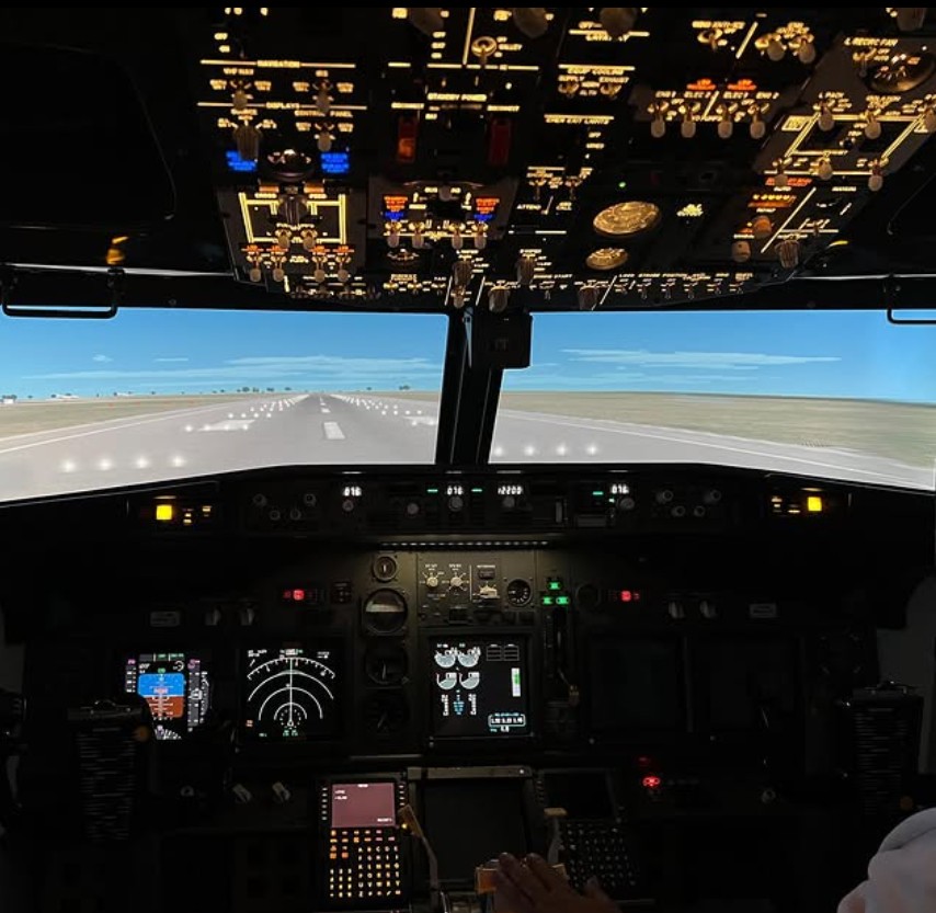 Flight Studio B737 Essex-5