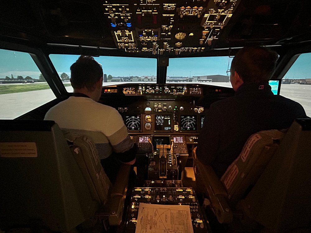 Flight Studio B737 Essex-9