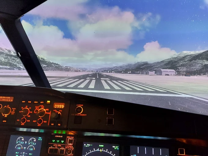 Flugsimulator.com Berlin Airbus A320 Full Motion Simulator at Mercedes-Benz AirportCenter-8