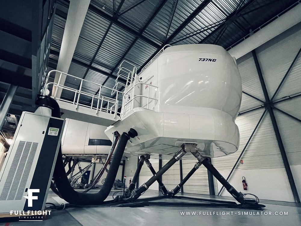 FullFlight Simulator: Multi-Device Full-Motion Experience – France