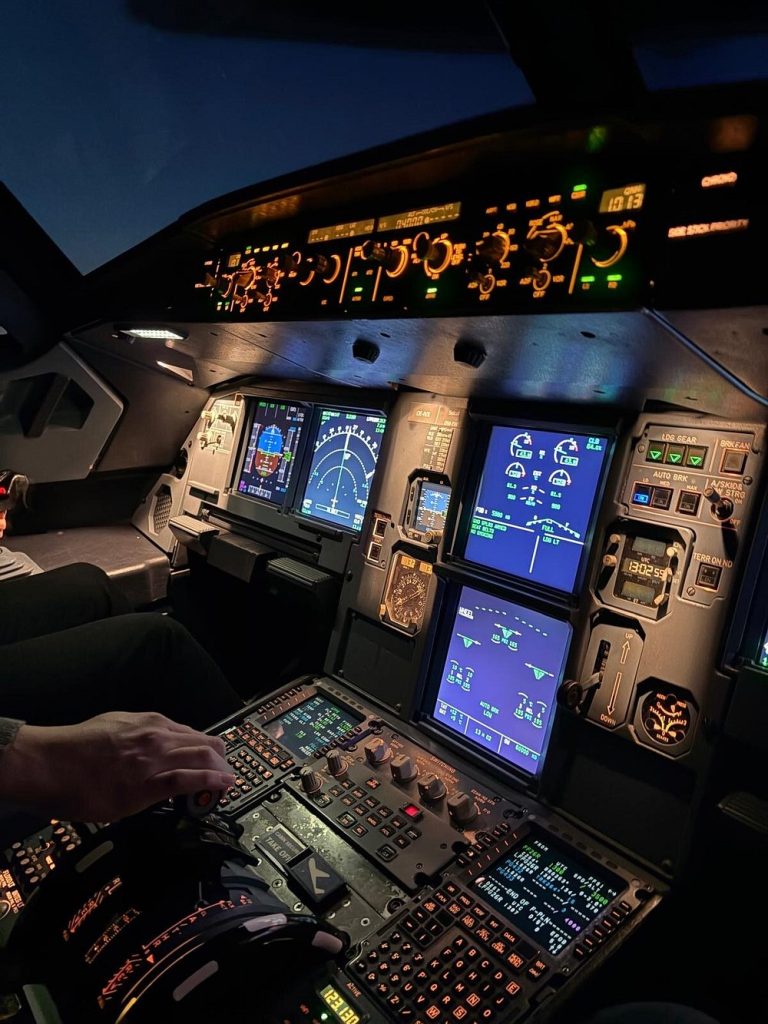Full Flight Simulator Paris-6