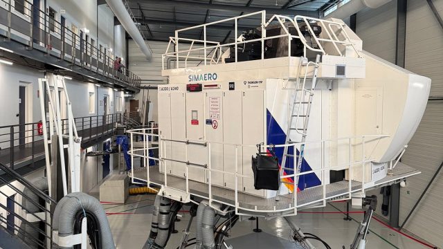 Full Flight Simulator Paris-7
