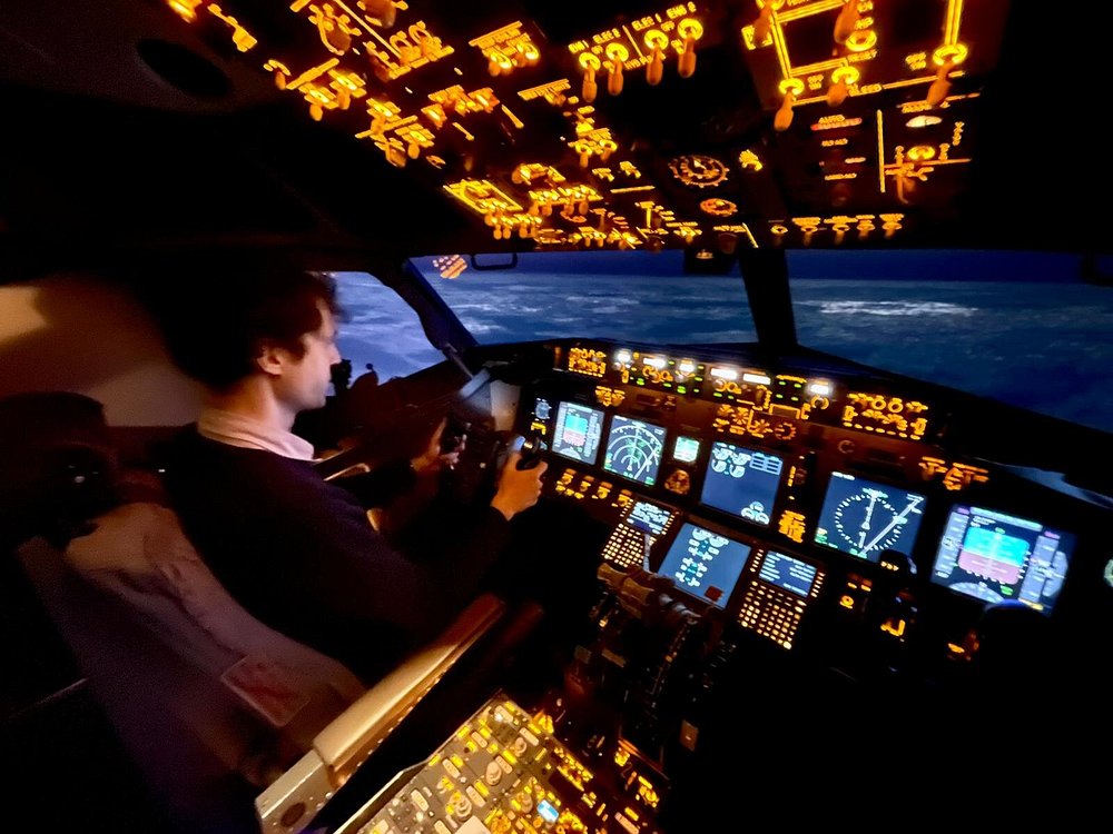 Full Flight Simulator Paris-8