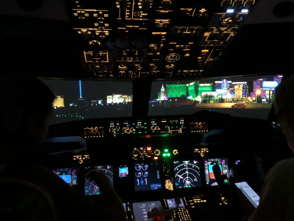 Global Flight Adverntures Canton MA 737-6