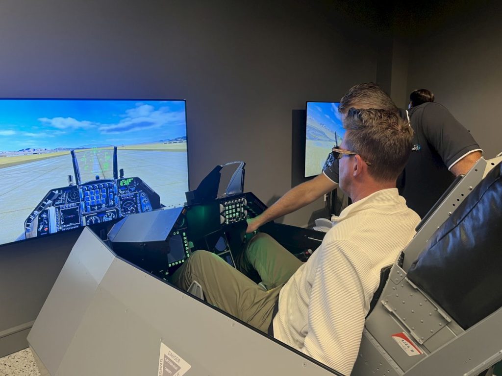 Hotel Polaris Flight Simulators Colorado Springs-2