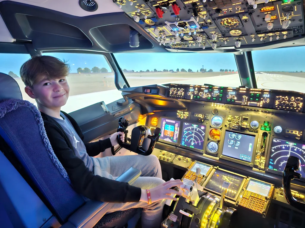 Jet Simulator Doncaster: Boeing 737-800 Flight Experience