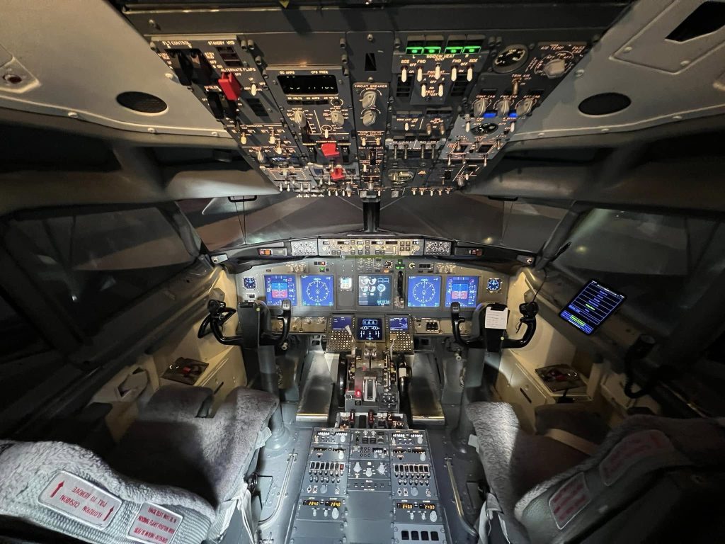 Jetex 737 Bath UK-3