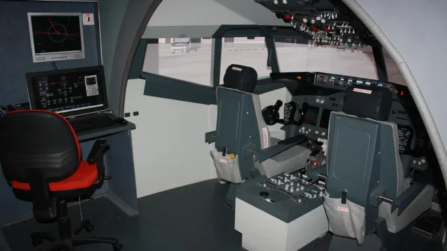 NFC Simcheck 737 Dublin-5