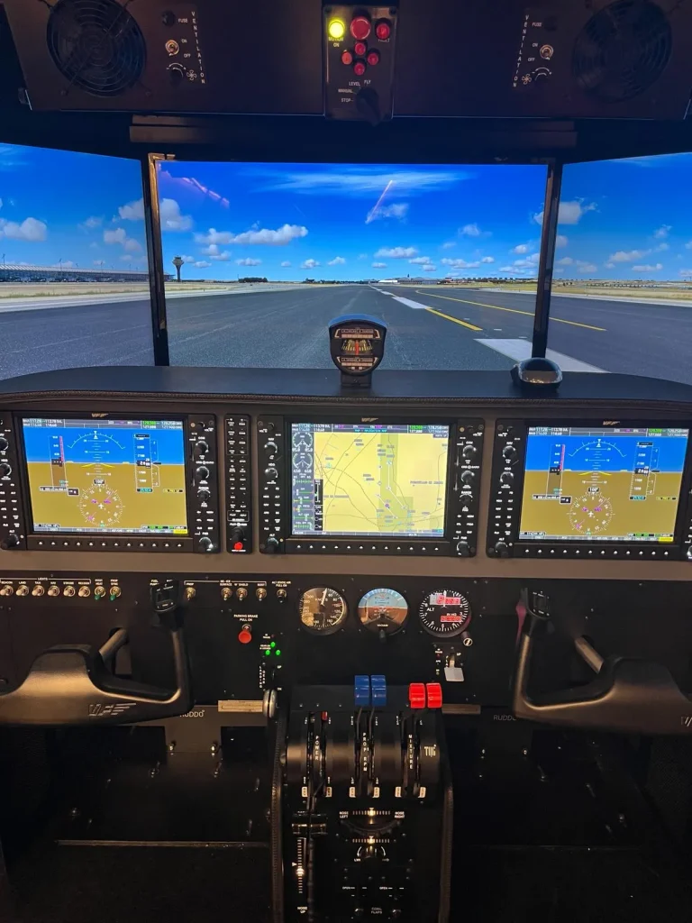 Novotel Madrid Center Beechcraft Baron G58 Full Motion Simulator — Europe’s First Hotel Flight Sim-4