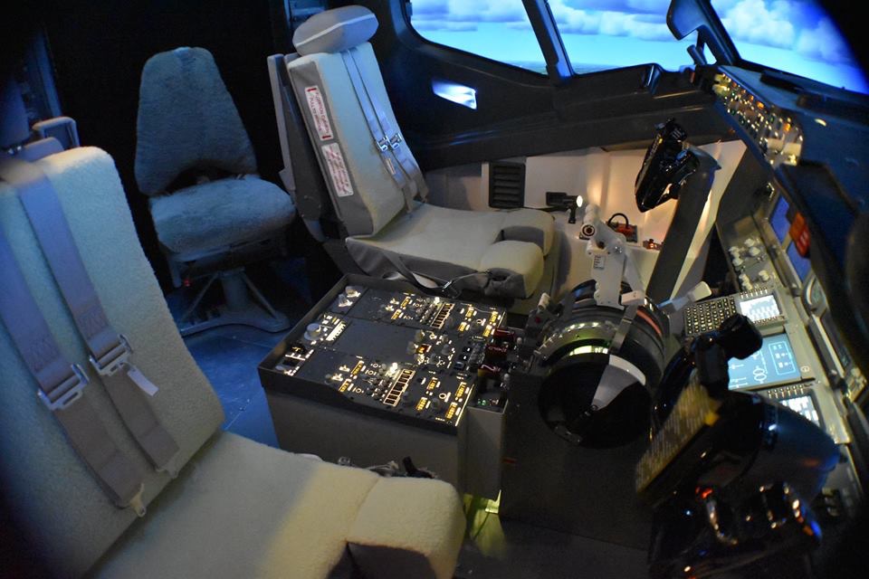 Sim2do Flight Simulator Centre Boeing 737, Spitfire & F-35-4