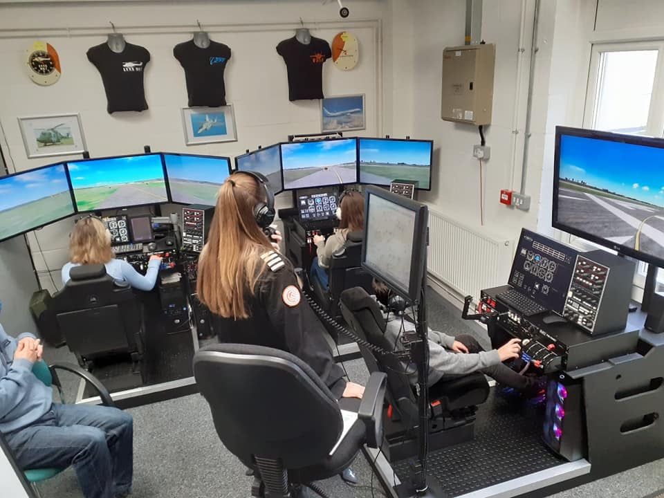 Sim2do Flight Simulator Centre Boeing 737, Spitfire & F-35-6