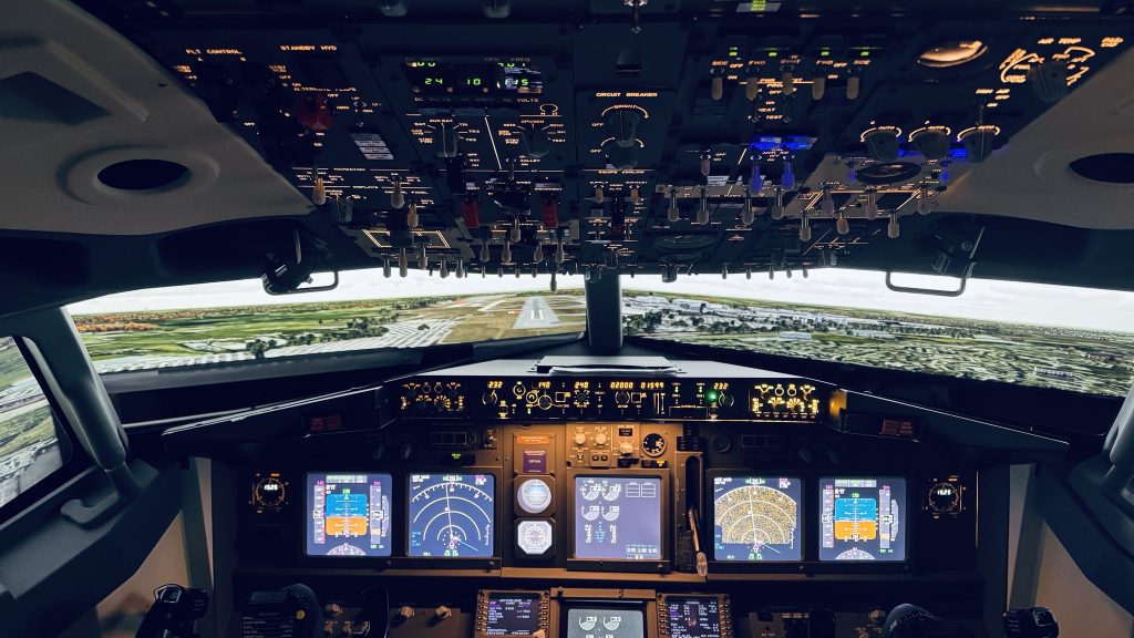 Stansted Flight Simulator: The Real Boeing 737 Experience