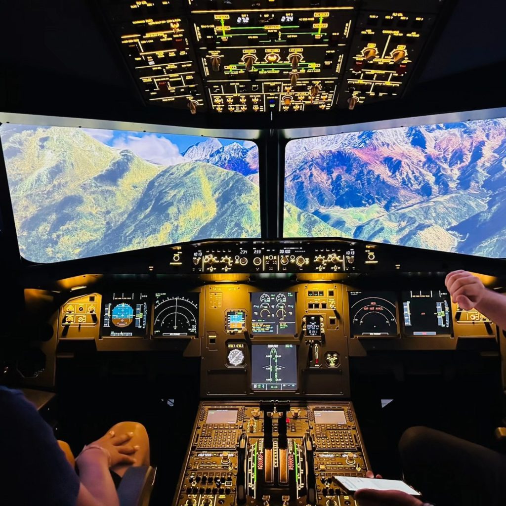 Sydney Flight Simulator A320 – 3