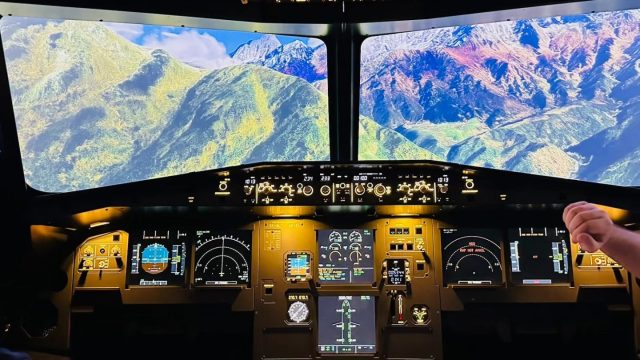 Sydney Flight Simulator A320 – 3