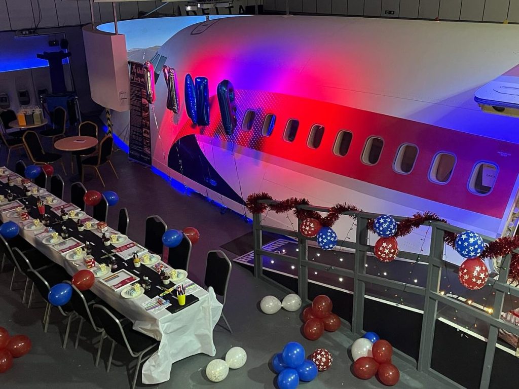 The Deck 747 Real Boeing 747-400 Flight Experience Manchester-10