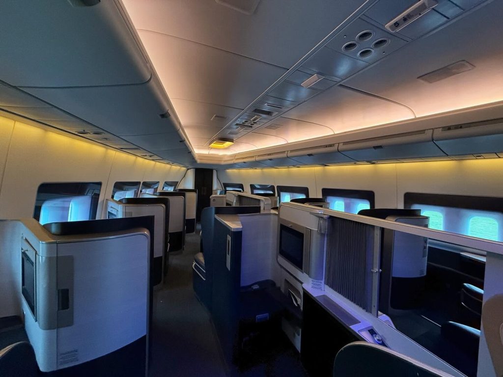 The Deck 747 Real Boeing 747-400 Flight Experience Manchester-3