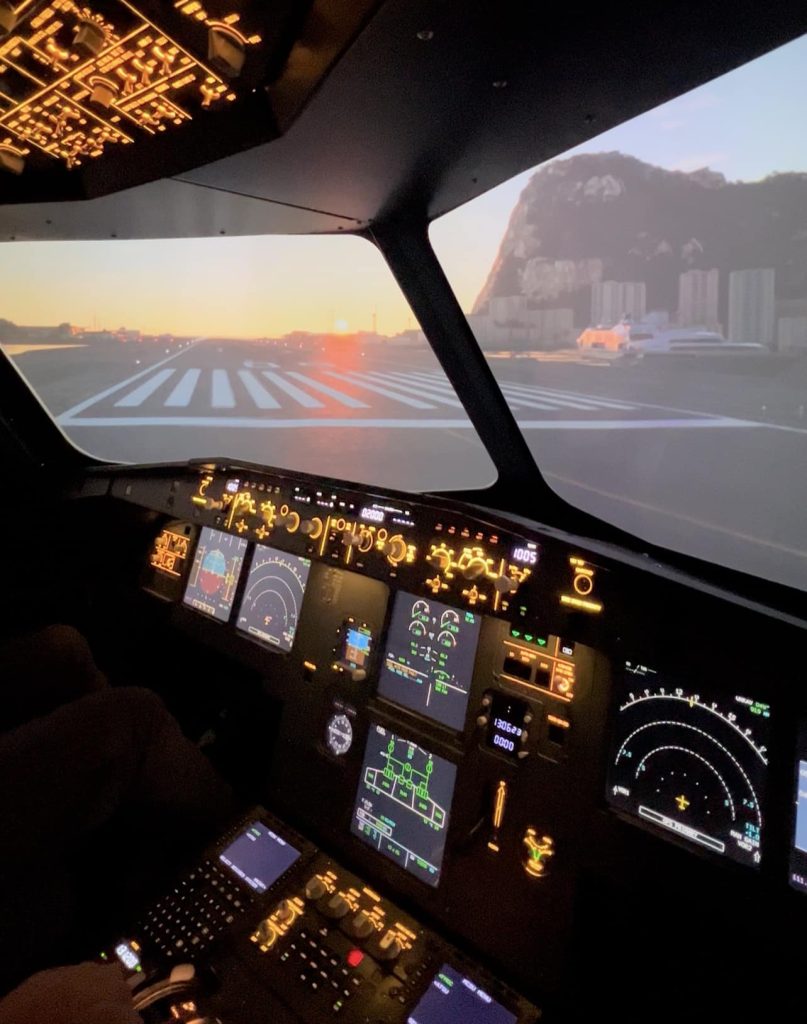 The Flight Experience Newcastle Boeing 737-800 & Airbus A320-11