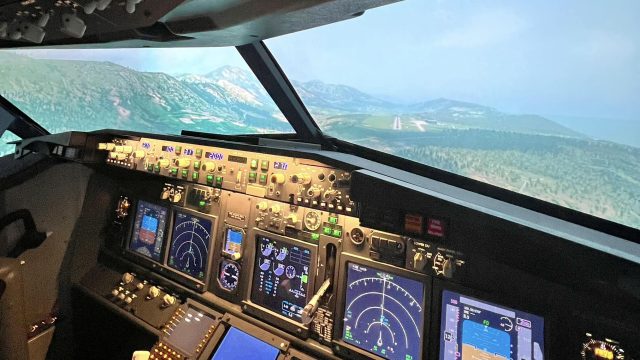 The Flight Experience Newcastle Boeing 737-800 & Airbus A320-14