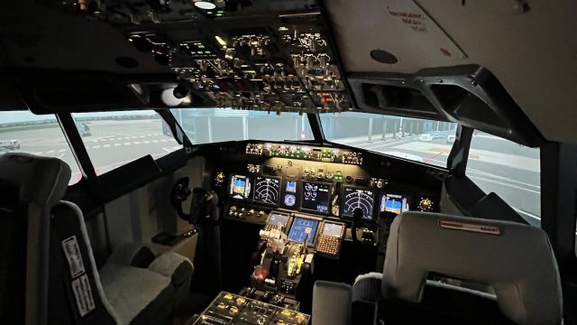 The Flight Experience Newcastle Boeing 737-800 & Airbus A320-4