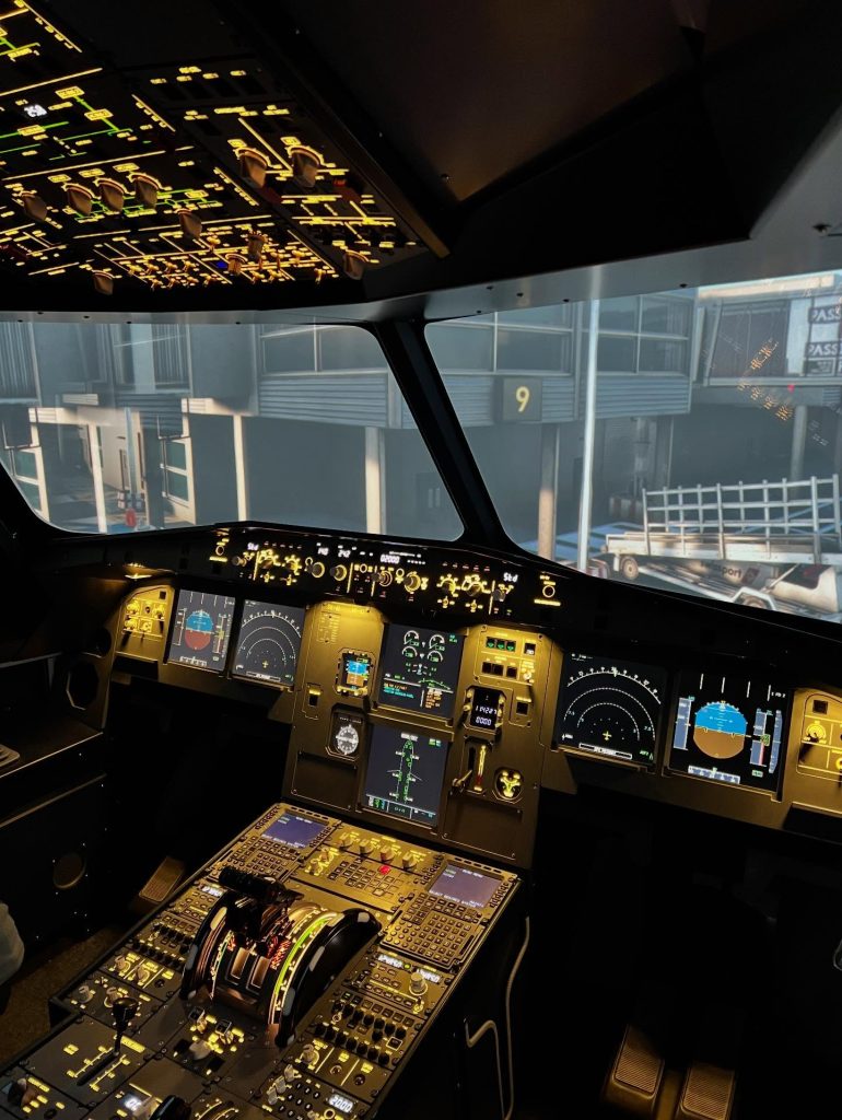 The Flight Experience Newcastle Boeing 737-800 & Airbus A320-5