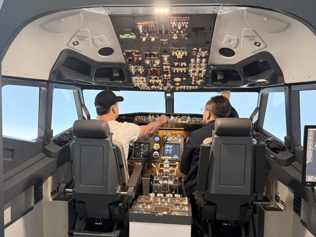 flight Simulator Bangkok-2